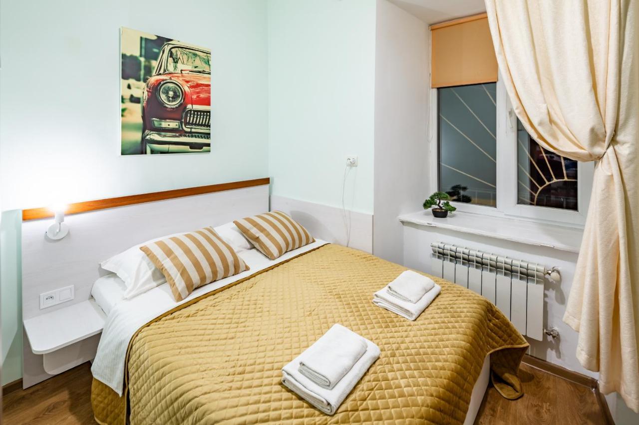 Rainbow Apartment Near Rynok Sq Lviv Buitenkant foto